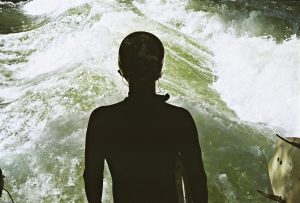 Eisbach_Surfer_I_100x67_300