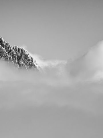 Das Bild »Gipfel und Wolke« von Roland Wagner