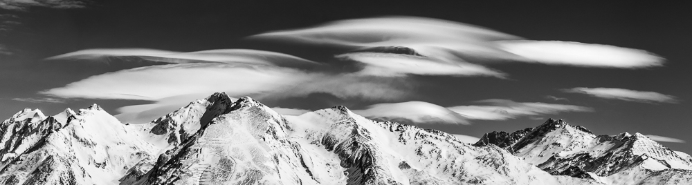 Das Bild »Lenticular« von Roland Wagner